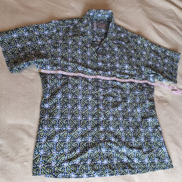 Point Zero Vital Cycle Button Shirt Size S In Pixelated Pattern - Picture 3 of 8